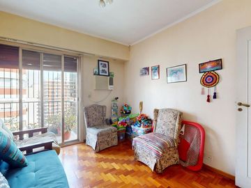 VENTA DPTO 4 AMB CON DEPENDENCIA EN AVELLANEDA