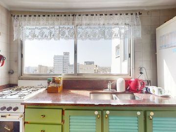 VENTA DPTO 4 AMB CON DEPENDENCIA EN AVELLANEDA