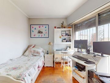 VENTA DPTO 4 AMB CON DEPENDENCIA EN AVELLANEDA