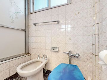 VENTA DPTO 4 AMB CON DEPENDENCIA EN AVELLANEDA