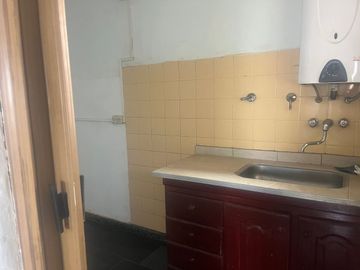 Venta departamento de 3 ambientes en Crucesita.