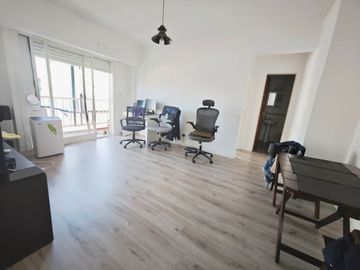 Dpto 2 amb en venta en V. Pueyrredón con cochera