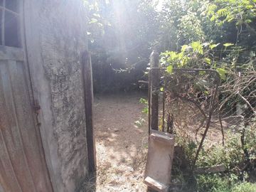 VENTA CASA CON PILETA A REFACCIONAR GRAL RODRIGUEZ
