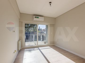 VENTA DEPARTAMENTO 4 AMBIENTES VILLA SARMIENTO