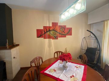 VENTA CASA 4 AMB  EL PALOMAR - PILETA
