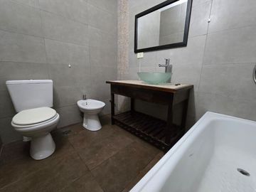 Venta  zona oeste Ramos Mejia  depto 2 Amb /balcon