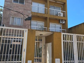 Venta  zona oeste Ramos Mejia  depto 2 Amb /balcon