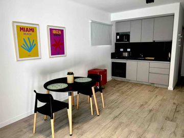 Monoambiente con Balcón