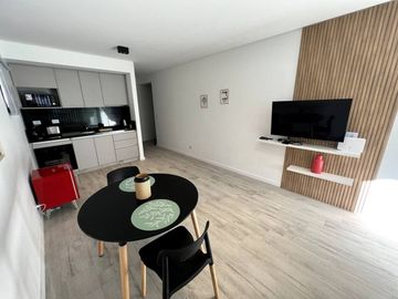 Monoambiente con Balcón