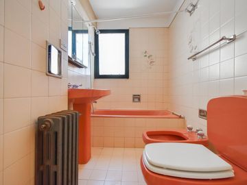Venta Casa 4 Amb + dep + cochera en Florida Este