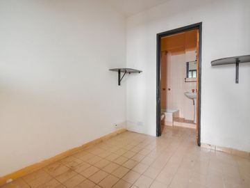 Venta Casa 4 Amb + dep + cochera en Florida Este