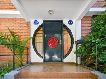Venta Casa 4 Amb + dep + cochera en Florida Este