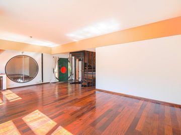 Venta Casa 4 Amb + dep + cochera en Florida Este