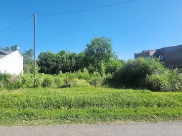TERRENO EN FISHERTON - SAN EDUARDO