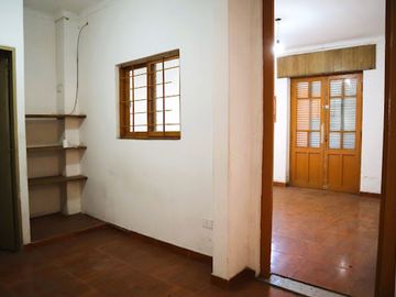 VENTA LOCAL COMERCIAL ZONA MICROCENTRO SMT