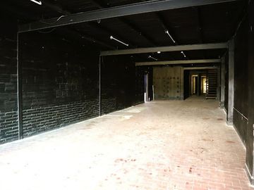 VENTA LOCAL COMERCIAL ZONA MICROCENTRO SMT
