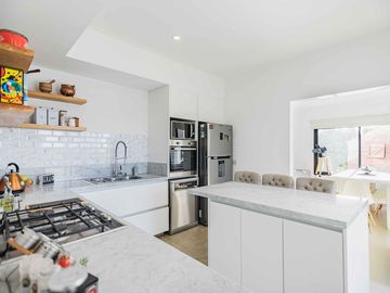 CASA UNA PLANTA VENTA EN B. SAN FRANCISCO AL AGUA