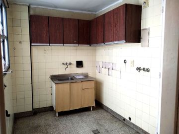 VENTA 4 AMB EDIFICIO FRENTE A PARQUE RIVADAVIA!!!