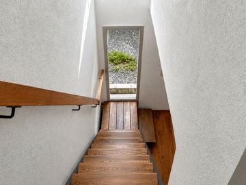 Venta casa 3amb cochera patio hurlingham PERMUTA