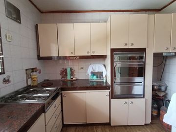 VENTA CASA 3 AMB TALLER PATIO ISIDRO CASANOVA