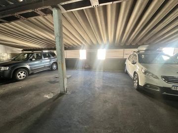 VENTA DE COCHERA EN ALMAGRO IDEAL INVERSOR
