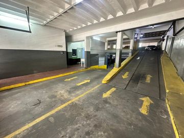 VENTA DE COCHERA EN ALMAGRO IDEAL INVERSOR