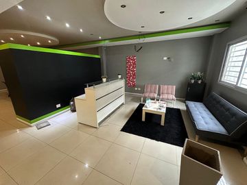 Venta oficina consultorio av Pedro Diaz Hurlingham