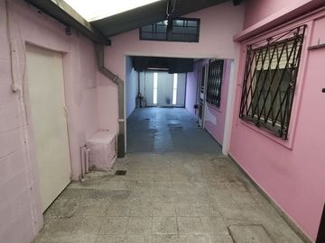 VENTA DE LOCAL EN ESQUINA VILLA TESEI NUEVO VALOR