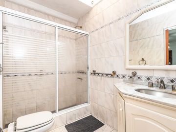 VENTA CASA 3 AMB CIUDADELA QUINCHO TERRAZA COCHERA