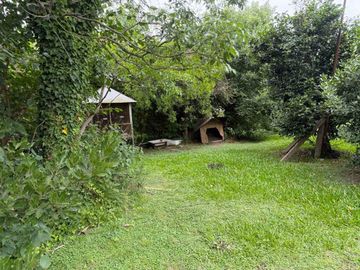 VENTA CASA 3 AMBIENTES MORENO C/JARDIN