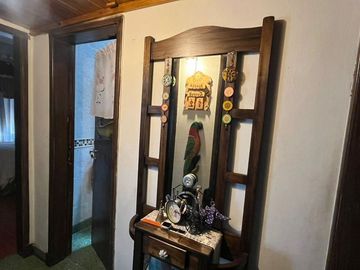 VENTA CASA 4 AMBIENTES EN CASTELAR PATIO GARAGE