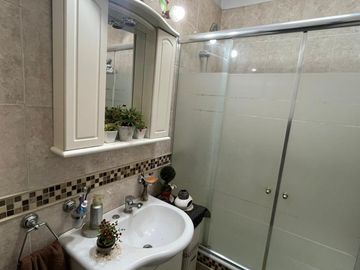 VENTA CASA 4 AMBIENTES EN CASTELAR PATIO GARAGE