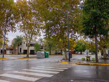VENTA CASA 7 AMBIENTES LINIERS - DISEÑO FUNCIONAL