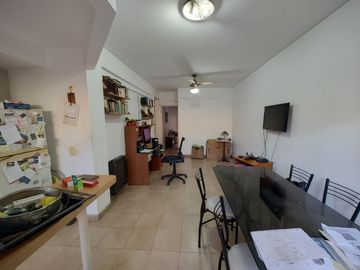 VENTA DEPARTAMENTO 2 AMBIENTES SAENZ PEÑA-COCHERA