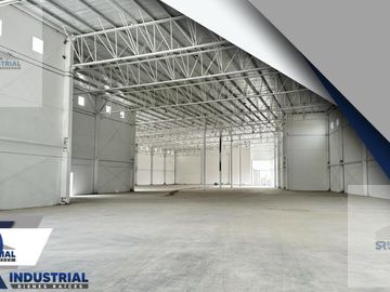 NAVE INDUSTRIAL EN RENTA SANTA CATARINA