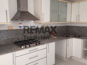 Venta Dpto 3 dormitorios c/ Cochera. Centro Rcia