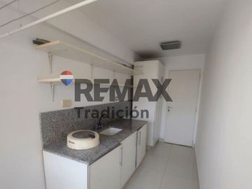 Venta Dpto 3 dormitorios c/ Cochera. Centro Rcia