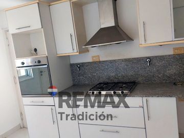 Venta Dpto 3 dormitorios c/ Cochera. Centro Rcia
