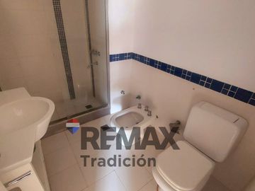 Venta Dpto 3 dormitorios c/ Cochera. Centro Rcia