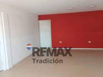 Venta Dpto 3 dormitorios c/ Cochera. Centro Rcia