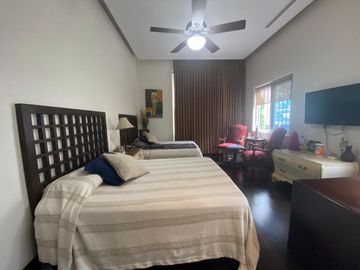 Casa - EN VENTA Rincón de las Montañas (Sierra Alta 8 Sector)