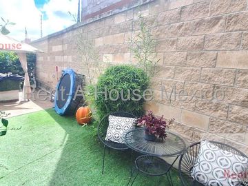 Casa en Venta en Villas Del Campo 26-1287.