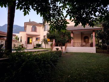 CASA EN VENTA PORTAL DEL HUAJUCO