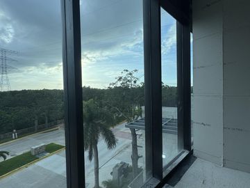 OFICINAS CONSULTORIOS Y LOCALES COMERCIALES MAGNNUS CENTER PLAYA DEL CARMEN