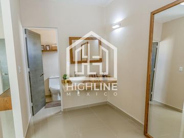 CASA EN VENTA EN PLAYA DEL CARMEN 3 HABITACIONES GYM, CASA CLUB ALBERCA, AREA GRILL, ROI, PLUSVALIA