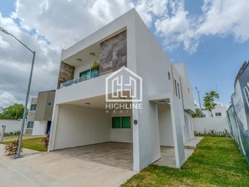 CASA EN VENTA EN PLAYA DEL CARMEN 3 HABITACIONES GYM, CASA CLUB ALBERCA, AREA GRILL, ROI, PLUSVALIA