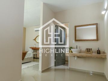 CASA EN VENTA EN PLAYA DEL CARMEN 3 HABITACIONES GYM, CASA CLUB ALBERCA, AREA GRILL, ROI, PLUSVALIA