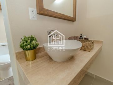 CASA EN VENTA EN PLAYA DEL CARMEN 3 HABITACIONES GYM, CASA CLUB ALBERCA, AREA GRILL, ROI, PLUSVALIA