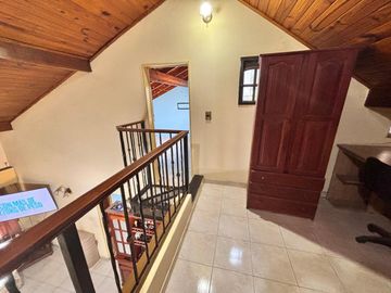 CASA EN VENTA MONTE GRANDE EXCELENTE ESTADO