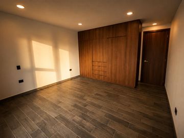Casa en  venta con 4 recamaras en Lomas de Angelopolis Parque Zacatecas